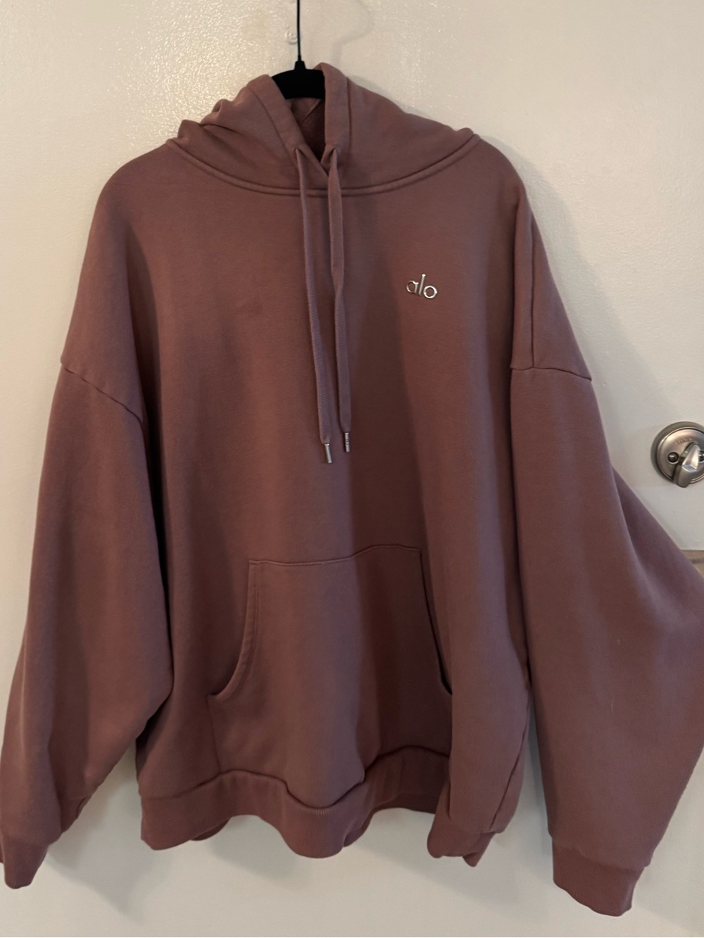 ALO Accolade Sweatshirt Hoodie Smoky Quartz - Picture 7 of 8